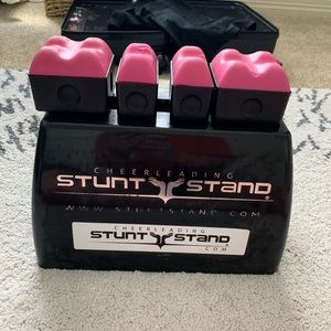 Stunt Stand